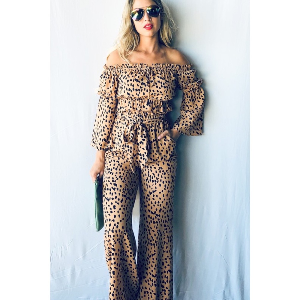 Cheetah Print Pants and Top Set - Picture 2 of 4